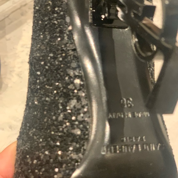 YSL Authentic Almost Brand New Sandals 👌🔥 - Picture 10 of 12